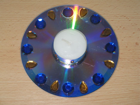 CD mécsestartó díszkövekkel2