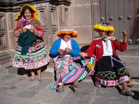 Typical Cuzco Ladies