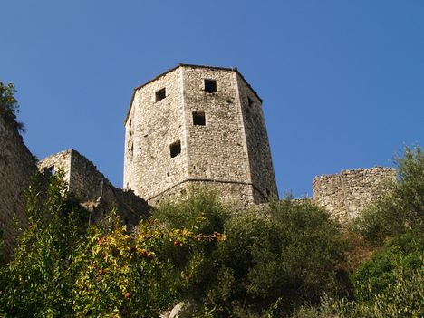 Pocitelj, Kula középkori vár