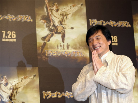 Jackie Chan Kínai Szinész-Harcművész.