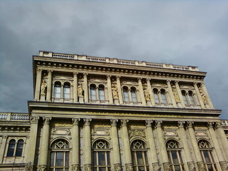 A Magyar Tudományos Akadémia homlokzata