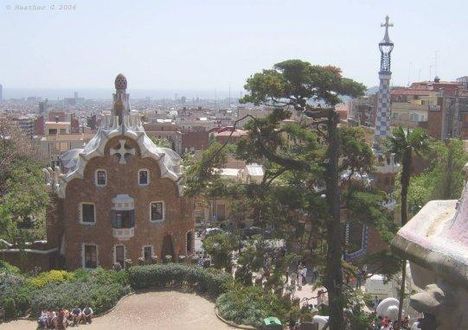 2781392-Parc_Guell-Barcelona