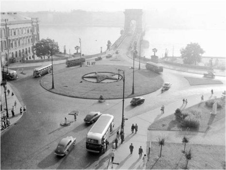 1954 - Clark Ádám tér