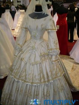 elisabeth rekonstruált menyasszonyi ruhája