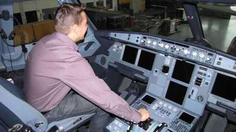 A Lufthansa Technic-ben 43