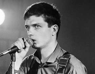 http://pctrs.network.hu/clubpicture/9/2/_/ian_curtis_920391_53616.jpg