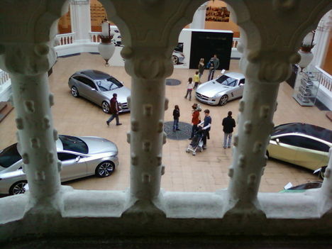 A Mercedes-Benz design kiállításon