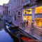 Egy fényes üzlet - Velence