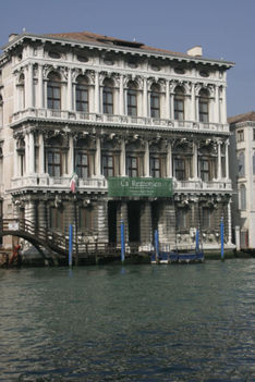 Venice_-_Palace_Ca_Rezzonico_01