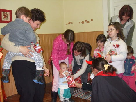 Mikulásház 2010.      19