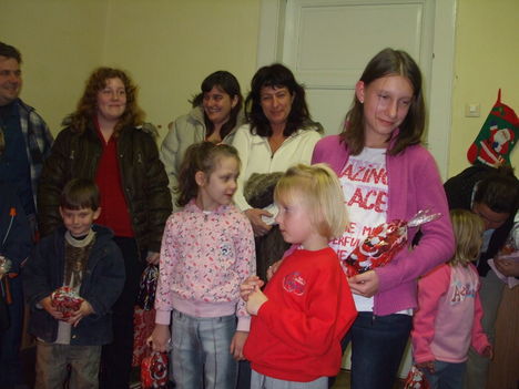Mikulásház 2010.     . 4
