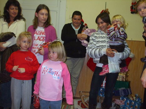 Mikulásház 2010.     . 5
