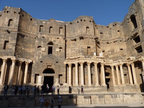 Bosra, római színház