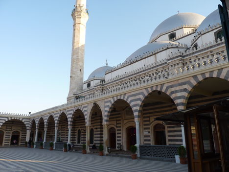 Homs város Khalid Ibn al-Walid mecset