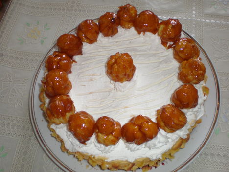 Saint -Honoré torta