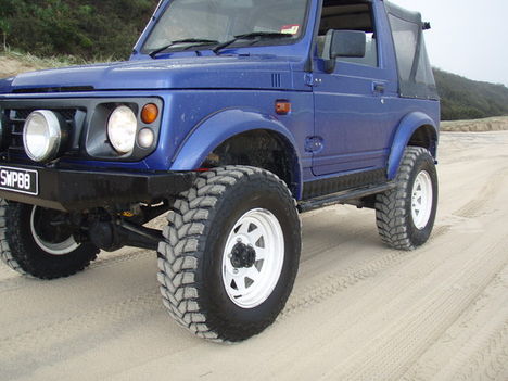 suzuki sierra 2