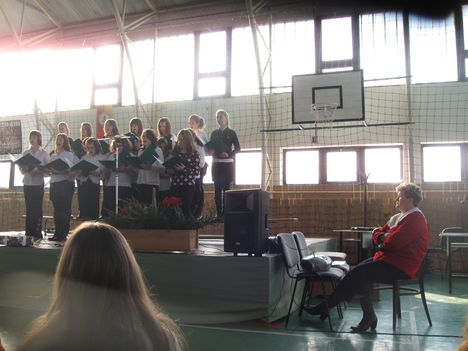 Iskolánk karácsonyi műsora, 2010.