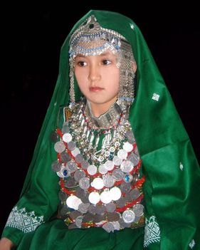 Hazara lány