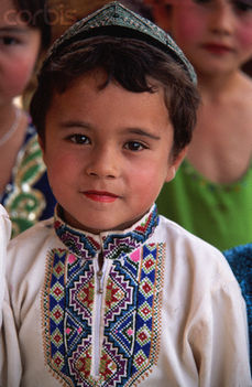 ujgur kisfiú
