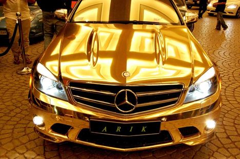 arany Mercedes 8