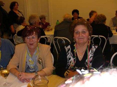 Nyugdíjasklub Szilveszter 2010 091