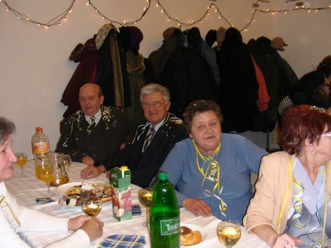Nyugdíjasklub Szilveszter 2010 092