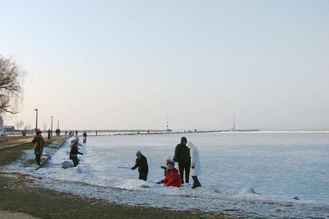 BALATON A KÉT ÜNNEP KÖZÖTT.... 4