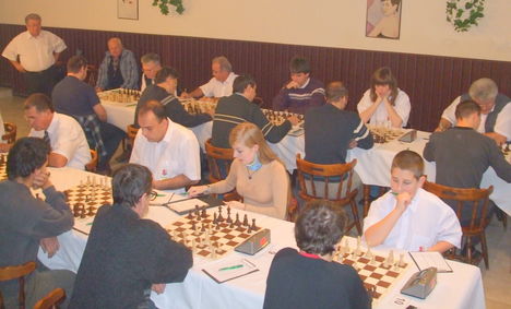 Gönyű - Egyetem megyei I. oszt. sakkmérkőzés (2,5-7,5) 16