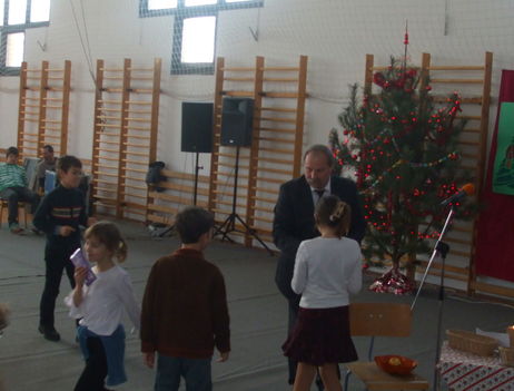 Iskolai karácsonyi ünnepség 2010. 25