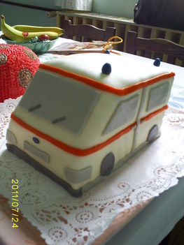 Mentő torta