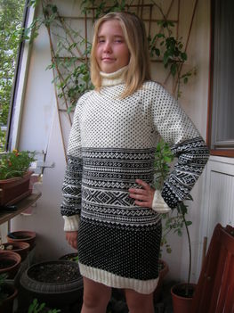 06_Norvég mintás ruha_Finish_b