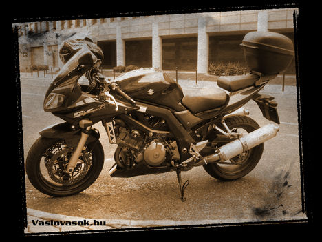 suzuki-sv-1000_1024x768