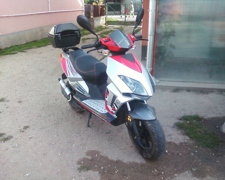 Jó  Motor.