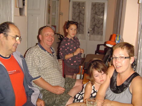 Szülinap 104