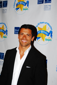 Mark Consuelos 18