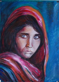 afgan girl with green eyes