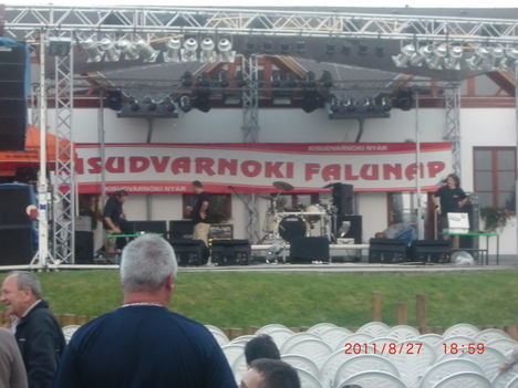 KISUDVARNOKI FALUNAP 3