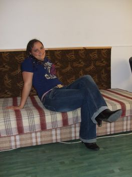 2010_10190046