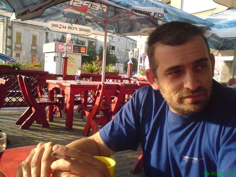 Egy laza cigi!!D.)))