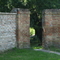 Kőfal oldalsó bejárata