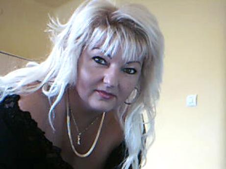940677_4__2984