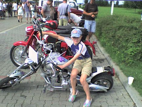 DSC00009