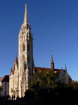 P1690749ac