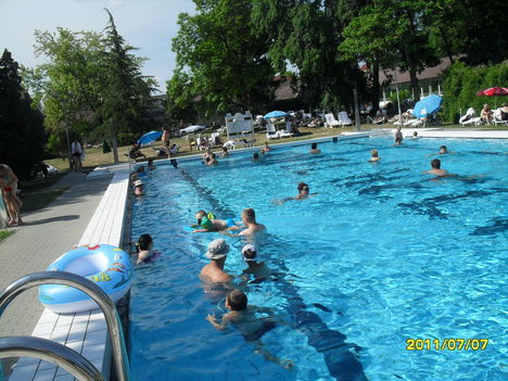 2011.július 4-től 1