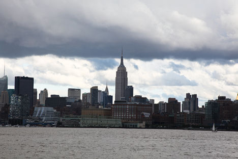 Felhős New York-1.