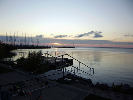 napkelte a strandon 18