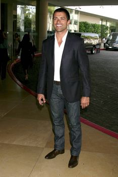 Mark Consuelos 1