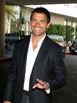 markconsuelos-photos-080108-08-820x1230_002