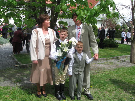 csabika elso aldozo 2010