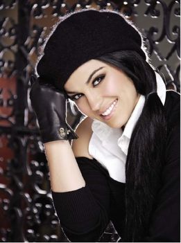 maite-maite-perroni-6609415-373-502
